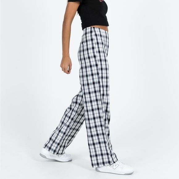 Princess Polly Pants - Princess Polly Euro Pants Black White Plaid Size 6
